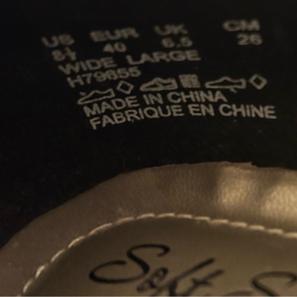 Soft Style Hush Puppies Black Flats Size 8.5 - Picture 4 of 4